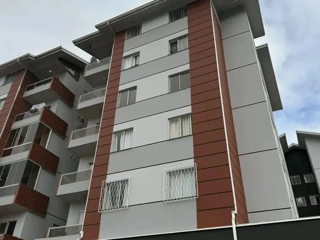 Imagem: O apartamento possui 3 Dormitórios, 2 Banheiros, 1 Vaga na