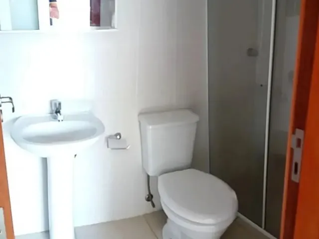 Imagem 8: Apartamento com Dois Dormitórios Sendo Uma Suíte, Duas Vagas de Garagem, em Frente Ao