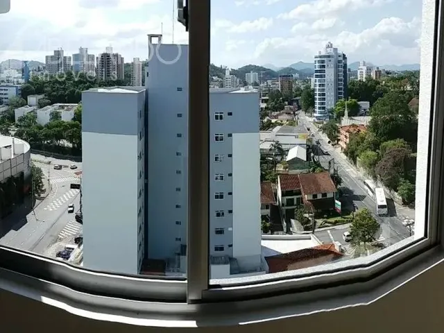Imagem 5: Apartamento com Dois Dormitórios Sendo Uma Suíte, Duas Vagas de Garagem, em Frente Ao