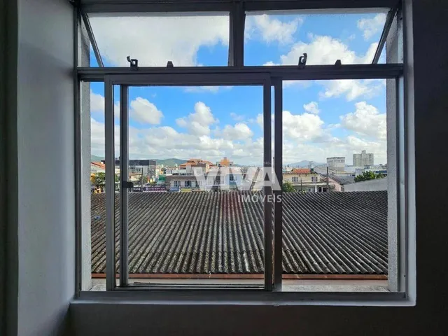 Imagem 2: Apartamento com 2 Dormitórios À Venda
