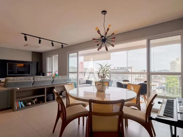 Imagem: Apartamento com 3 Suítes À Venda no Bairro