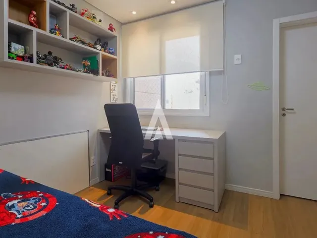 Imagem 16: Apartamento com 3 Suítes À Venda no Bairro Centro em Joinville-Sc por R$1.570.000,00