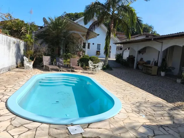 Imagem: Casa com 210 M² em Localização Privilegiada