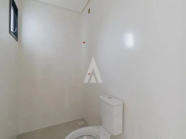 Imagem 2: Sobrado Geminado com 1 Suíte(S) Mais 2 Quarto(S) À Venda no Bairro Vila Nova Em
