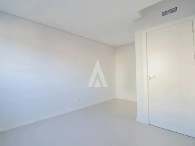 Imagem 4: Giardino com 1 Suíte(S) Mais 1 Quarto(S) À Venda no Bairro Bom Retiro em Joinville, Por
