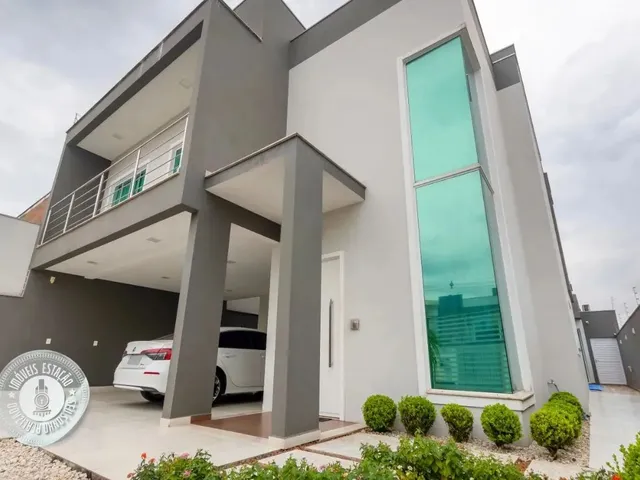 Imagem: A casa possui 3 Dormitórios, 1 Suíte, 4 Banheiros, 4