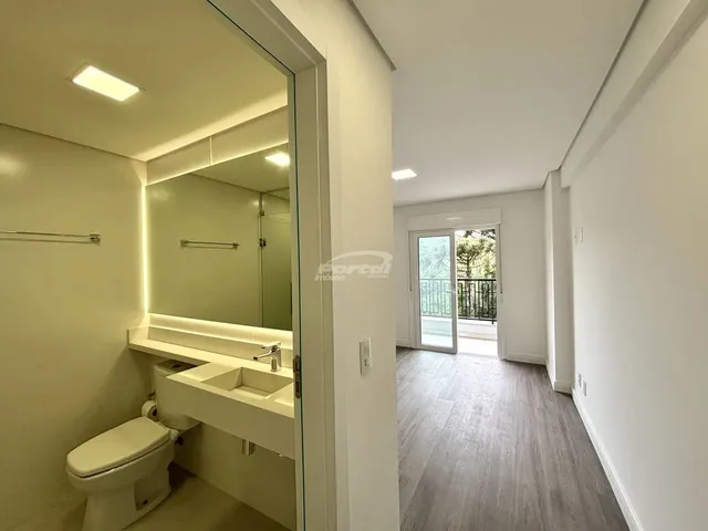 Imagem 6: Excelente Apartamento com Aprox 93M², com 02 Dormitórios, Sendo 02 Suítes, Sala De