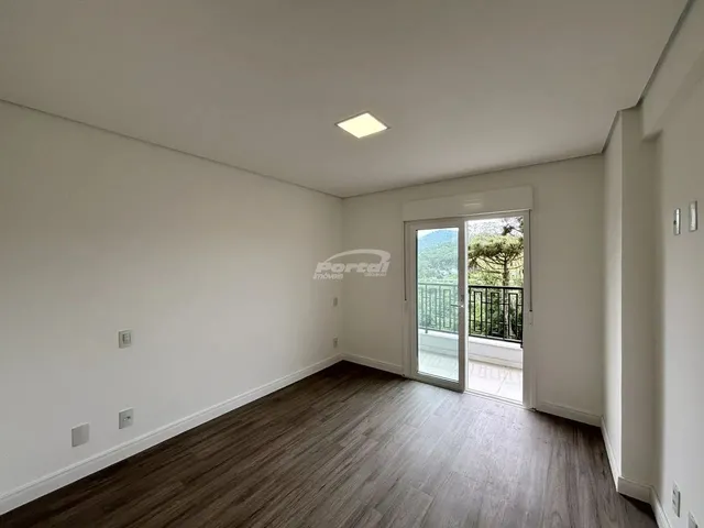Imagem 8: Excelente Apartamento com Aprox 93M², com 02 Dormitórios, Sendo 02 Suítes, Sala De
