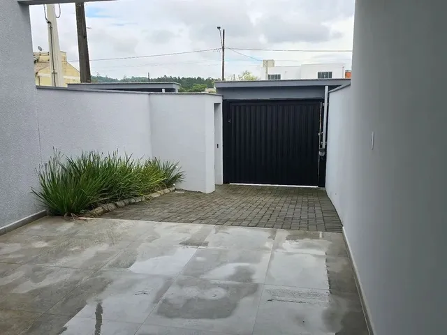 Imagem 4: Casa Germinada Nova Bem Localizada