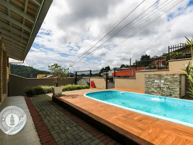 Imagem 6: Venda - Casa com 3 Dormitórios (1 Suíte) no Bairro Velha Central em Blumenau!