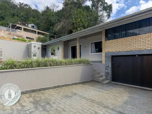 Imagem 4: Venda - Casa com 3 Dormitórios (1 Suíte) no Bairro Velha Central em Blumenau!