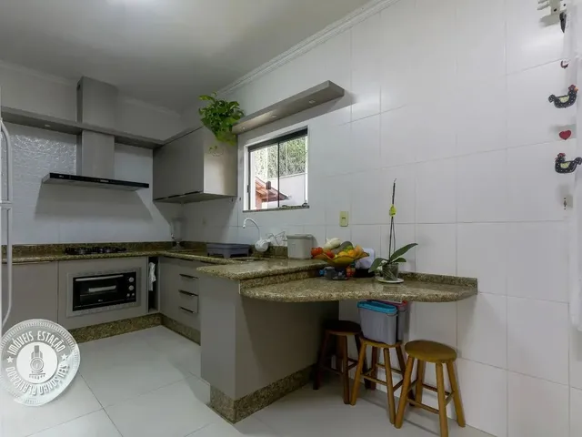 Imagem 9: Venda - Casa com 3 Dormitórios (1 Suíte) no Bairro Velha Central em Blumenau!