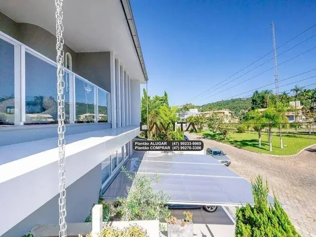 Imagem: Casa com 4 Dormitórios À Venda, 264 M²