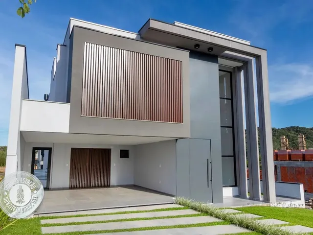 Imagem: Casa de Alto Padrão na Ponta Aguda com