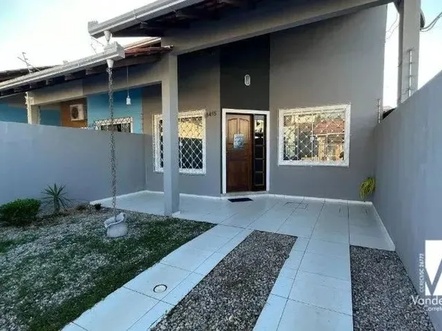 Imagem: Casa Térrea À Venda com Suíte, 2 Dormitórios