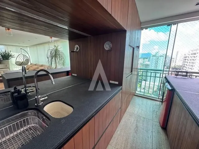 Imagem 2: Apartamento com 3 Suítes À Venda no Bairro Centro em Joinville-Sc por R$1.990.000,00