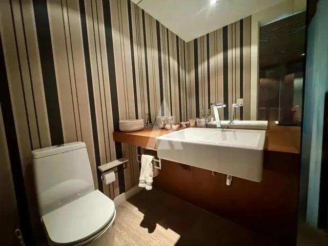 Imagem 13: Apartamento com 3 Suítes À Venda no Bairro Centro em Joinville-Sc por R$1.990.000,00