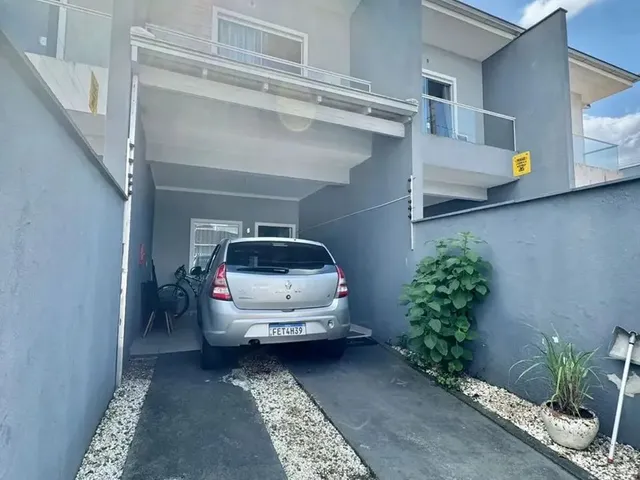 Imagem: Geminado Semi-Mobiliado - Bairro Espinheiros