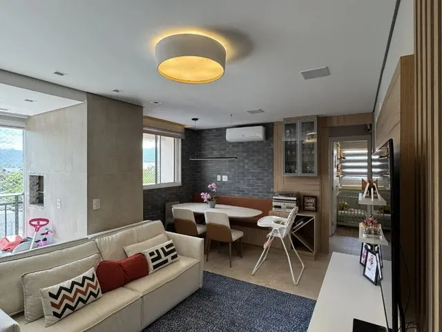 Imagem 1: Apartamento À Venda em Joinville-Sc, Costa e Silva: 2 Quartos, 1 Suíte, 2 Salas, 2