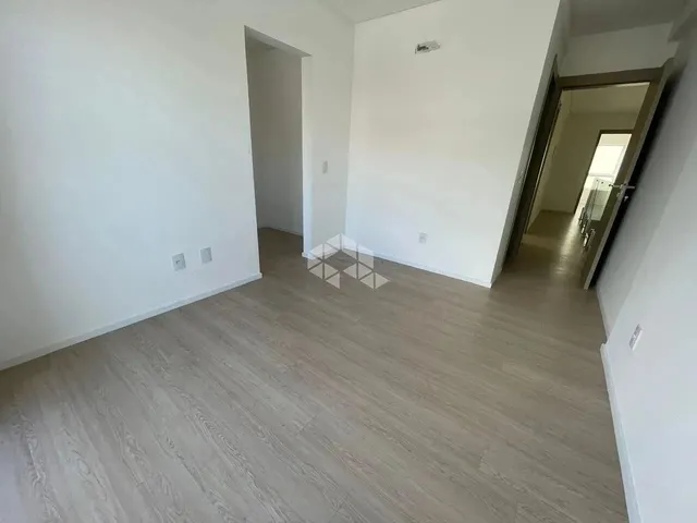Imagem 4: Casa Sobrado com Piscina e 3 Quartos em Itajaí