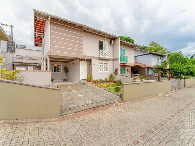 Imagem 16: Casa com 3 Dormitórios À Venda, 220 M² por R$ 680.000,00 - Água Verde - Blumenau/Sc