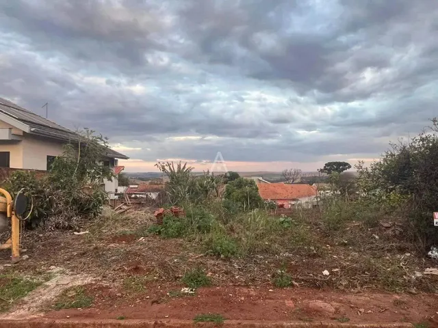 Imagem: Terreno À Venda no Bairro Ouro Verde do