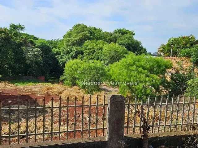 Imagem: Terreno À Venda, por R$ 950.000 - Região