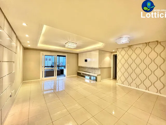 Imagem: Apartamento com 4 Dormitorio(S) Localizado(A)