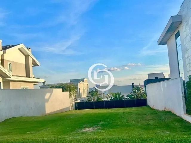 Imagem: Terreno À Venda, 596 M² no Condomínio
