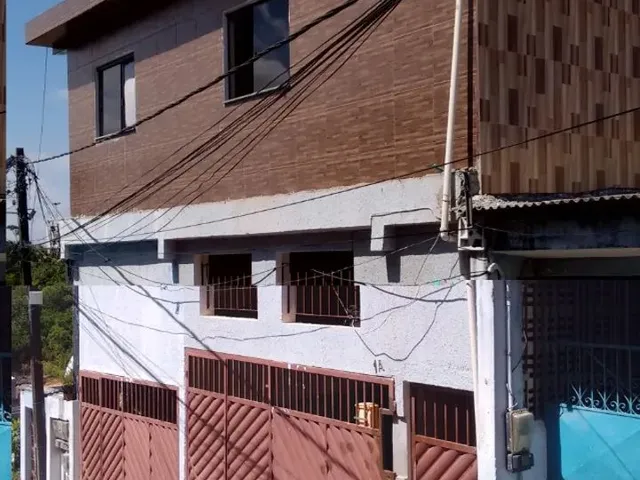 Imagem: Casa com 8 Cômodos R$ 2,500