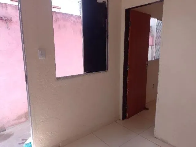 Imagem 2: Casa 1/4 Alugar. Área de serviço, 50m² de Área, 1 Vaga na...