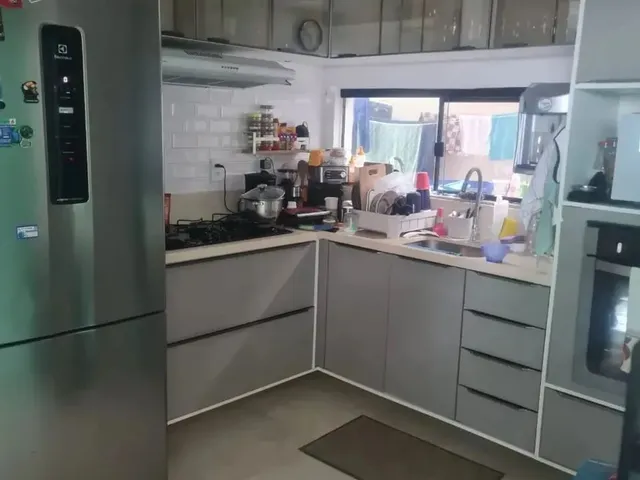 Imagem 1: Belíssima Casa Triplex com 4 Quartos 4 Suítes,Piscina Privativa,Em Ipitanga,Lauro De