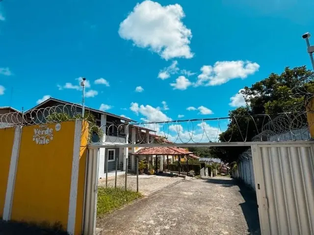 Imagem: Linda Casa Tipo Village Dentro de Condomínio