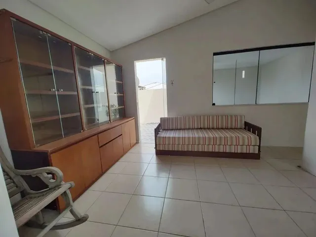 Imagem 15: Imóvel para Vender Ou Alugar Tem 240 Metros com 4 Quartos em Centro - Lauro de Freitas