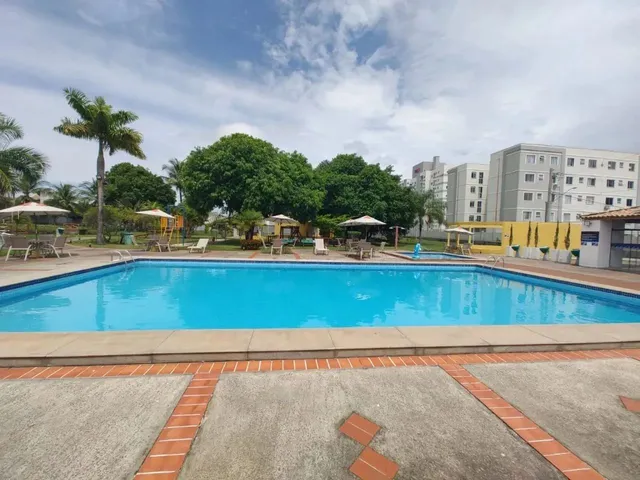 Imagem 6: Imóvel para Vender Ou Alugar Tem 240 Metros com 4 Quartos em Centro - Lauro de Freitas