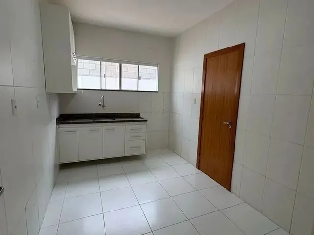 Imagem 15: Belíssima Casa de Quatro Quartos