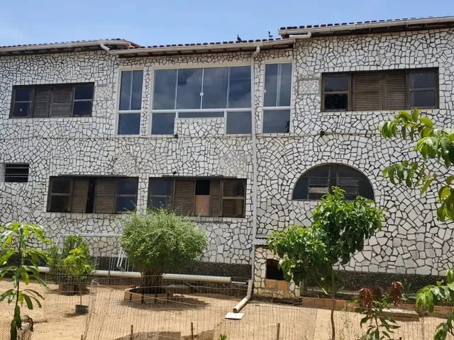 Imagem: Casa para Aluguel com 300 Metros Quadrados