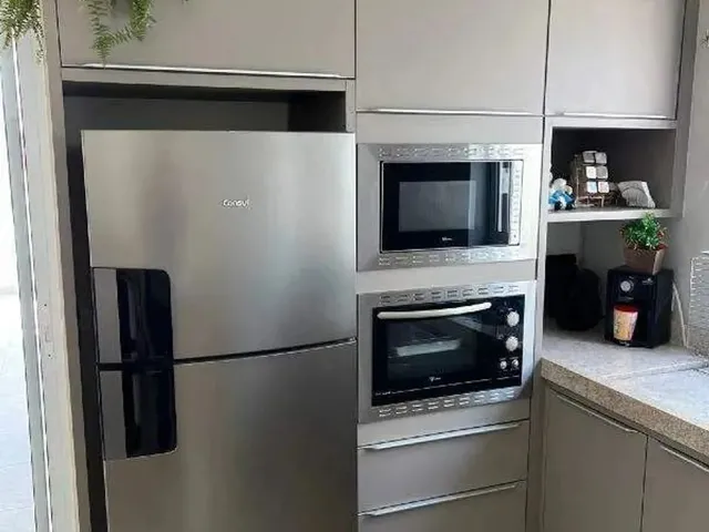 Imagem 2: Casa À Venda com 3 Quartos (1 Suíte) e 4 Vagas no Residencial Jardim das Flores Em