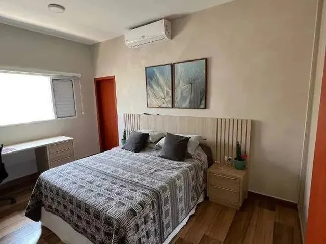 Imagem 8: Casa À Venda com 3 Quartos (1 Suíte) e 4 Vagas no Residencial Jardim das Flores Em