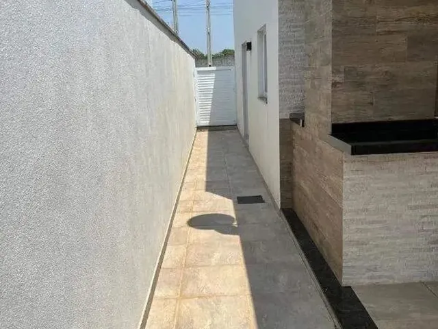 Imagem 12: Casa À Venda com 3 Quartos (1 Suíte) e 4 Vagas no Residencial Jardim das Flores Em