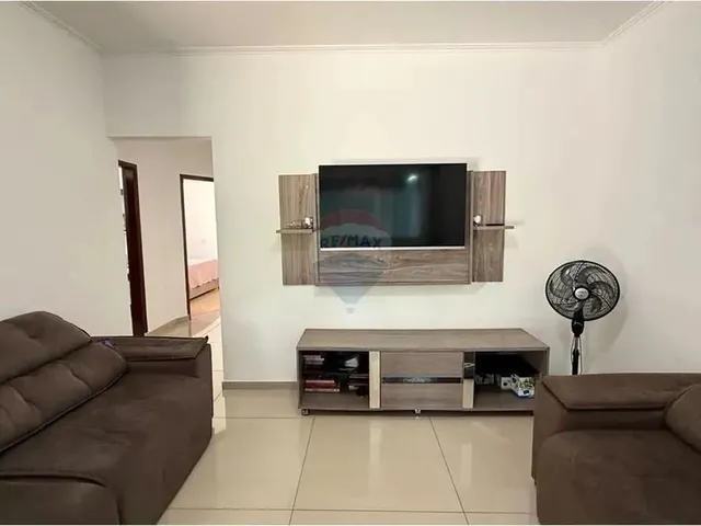 Imagem 9: Casa com 3 Dormitórios 1 Suíte com Closet no Jardim Itamarati