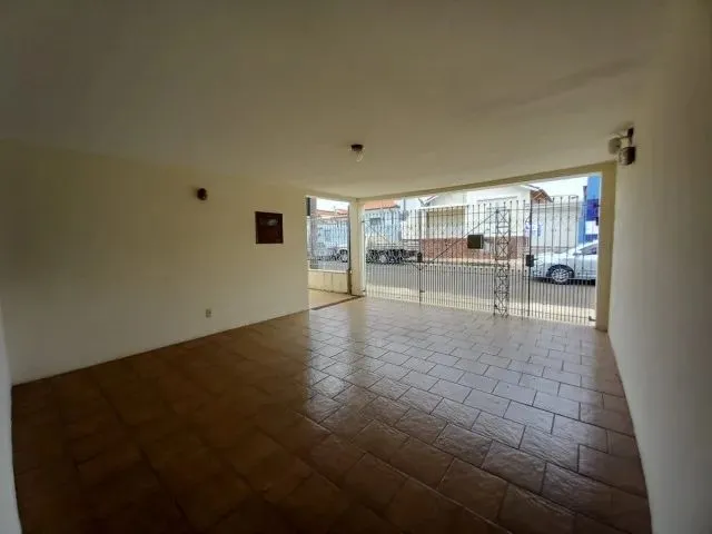 Imagem 7: Casa com Quintal À Venda na Vila Carmelo com 3 Quartos