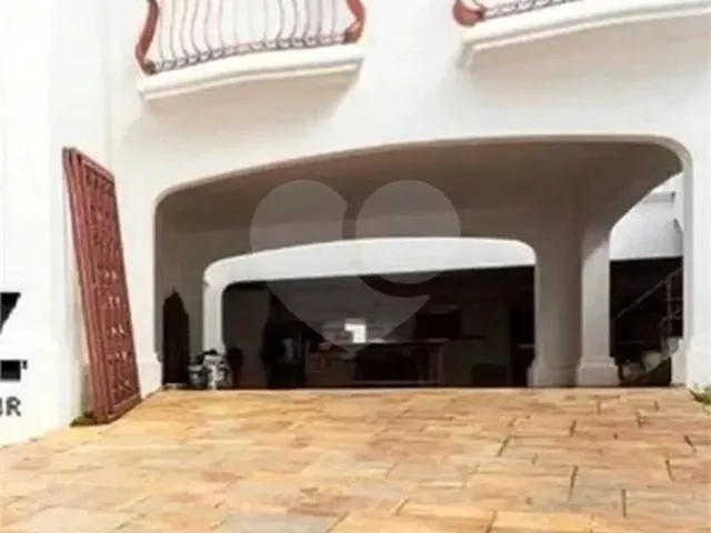 Imagem: Casa com 5 Quartos À Venda em Jardim América