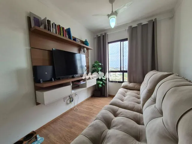 Imagem: O apartamento possui 2 Dormitórios, 1 Banheiro, 1 Vaga na