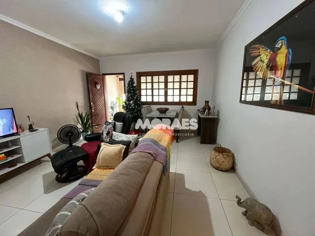 Imagem 10: Casa Térrea com 3 Quartos (1 Suíte), 2 Vagas, À Venda 180 M² por...