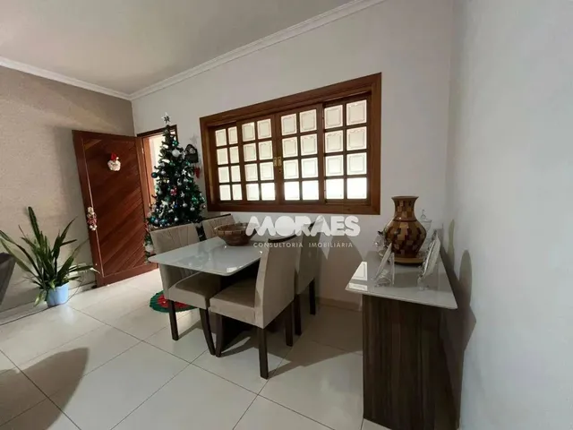 Imagem 9: Casa Térrea com 3 Quartos (1 Suíte), 2 Vagas, À Venda 180 M² por...