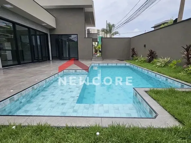 Imagem: Casa de Condomínio em Rua Ricardo Pezzan