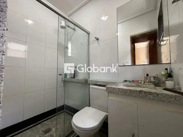 Imagem 3: Casa À Venda em Morada do Sol, Montes Claros - 4 Quartos, 2 Suítes, 4 Vagas