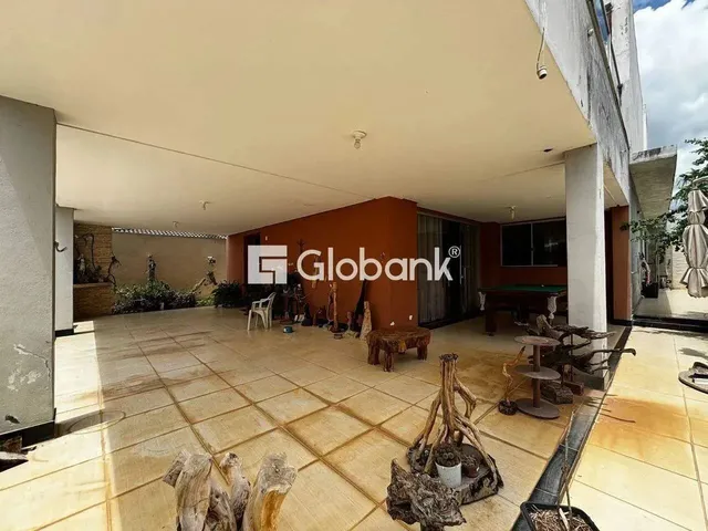 Imagem 14: Casa À Venda em Morada do Sol, Montes Claros - 4 Quartos, 2 Suítes, 4 Vagas