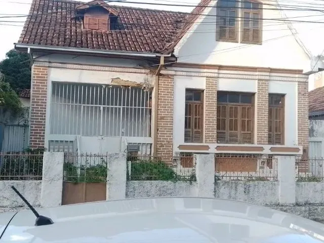 Imagem 15: Casa Exclusiva com Arquitetura Colonial Germânica no Centro de Montes Claros/Mg